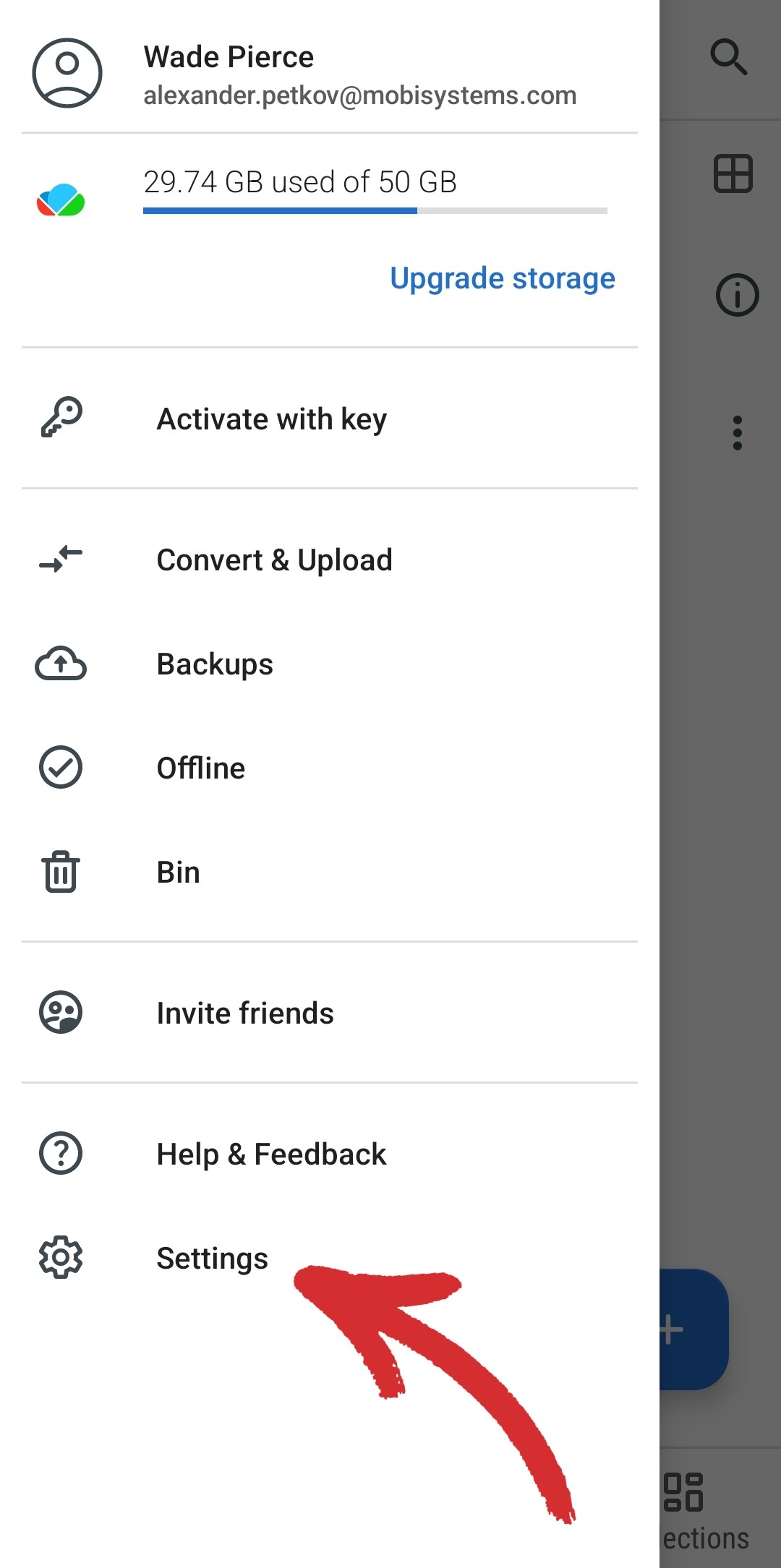 MobiDrive for iOS app sidebar menu showing account details for Wade Pierce and storage usage, with a red arrow indicating the "Settings" option.